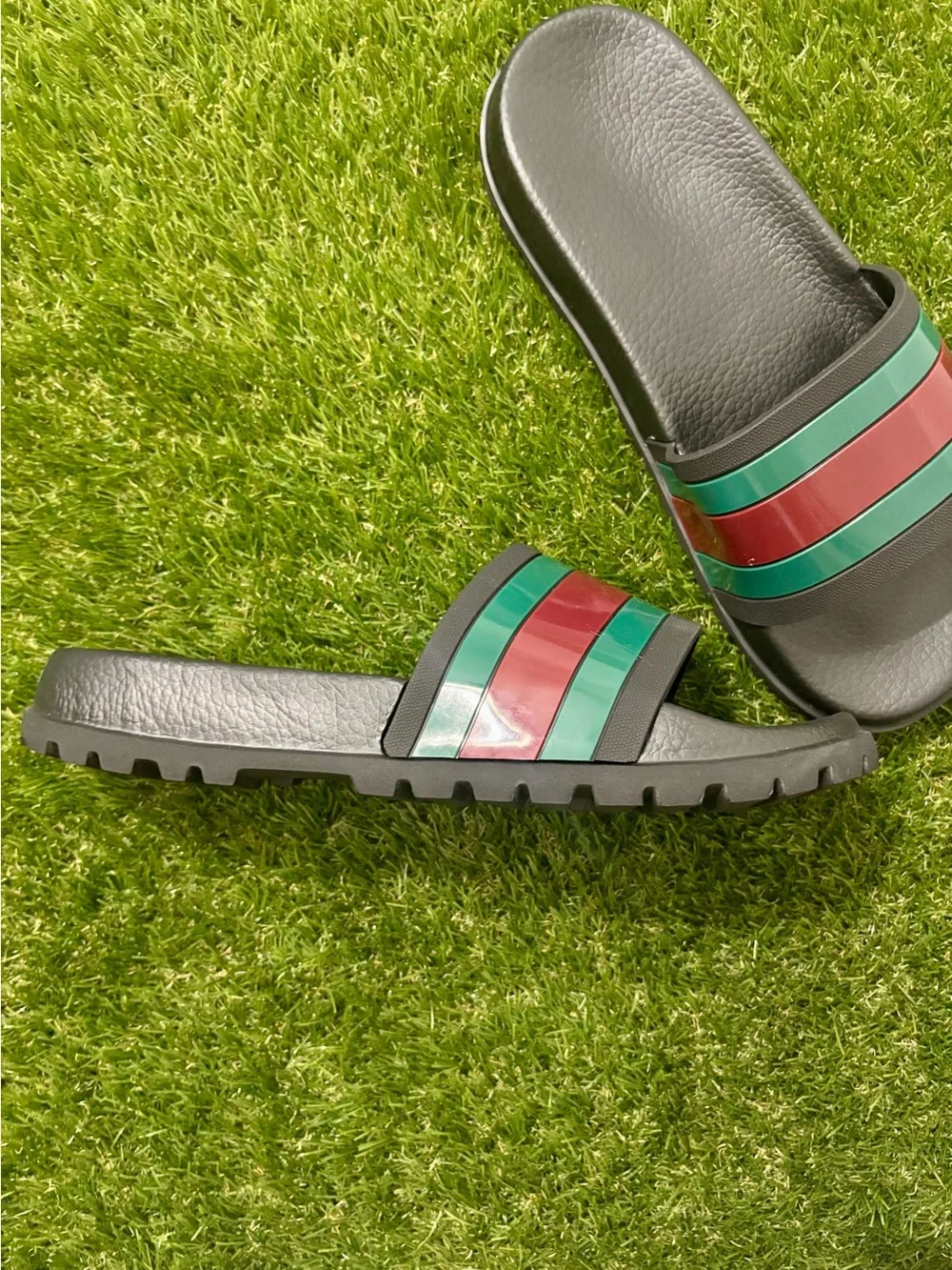 Gucci Black Slide Sandals with Green and Red Stripe
